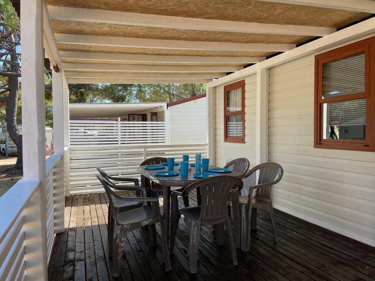 Dalmacia Mobile Homes And Caravans At The Beach Privlaka  Ngoại thất bức ảnh