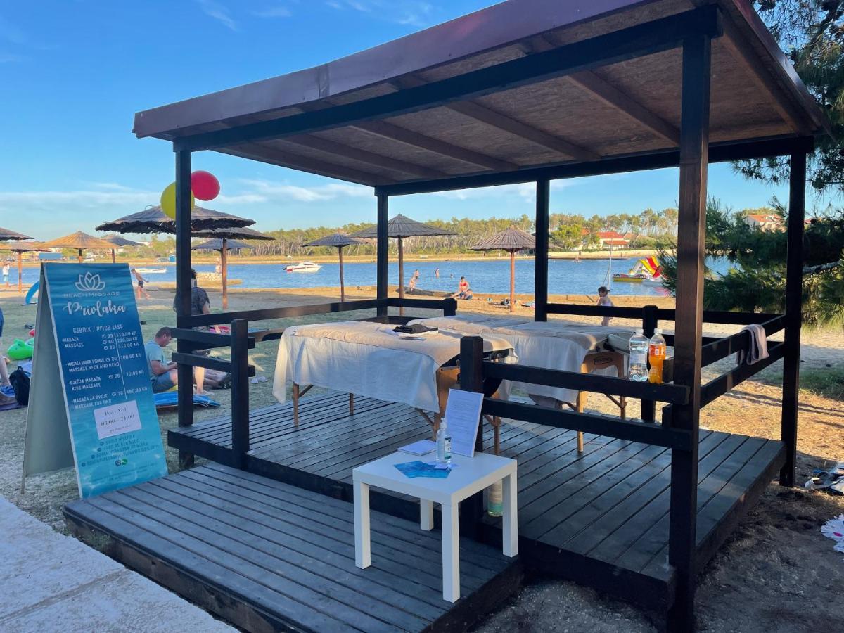 Dalmacia Mobile Homes And Caravans At The Beach Privlaka  Ngoại thất bức ảnh
