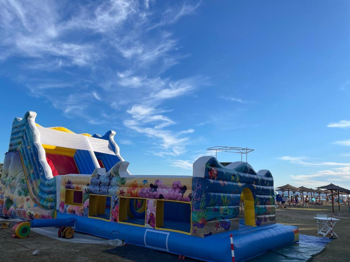 Dalmacia Mobile Homes And Caravans At The Beach Privlaka  Ngoại thất bức ảnh