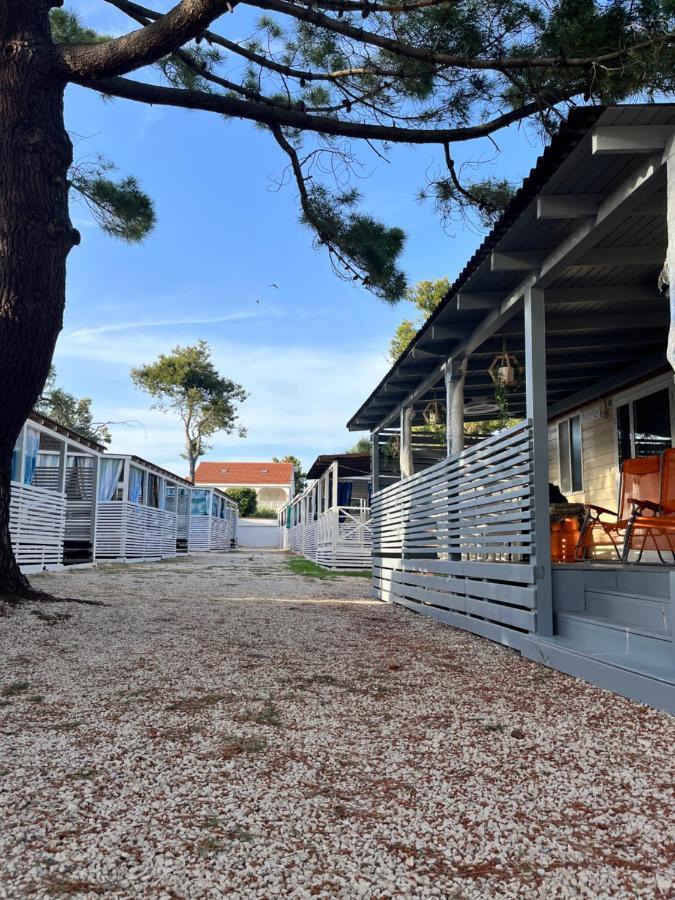 Dalmacia Mobile Homes And Caravans At The Beach Privlaka  Ngoại thất bức ảnh