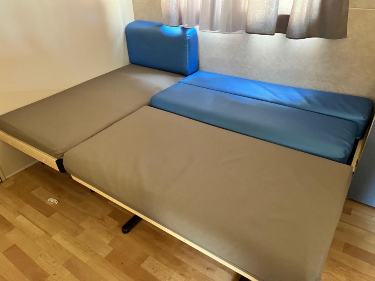 Dalmacia Mobile Homes And Caravans At The Beach Privlaka  Ngoại thất bức ảnh