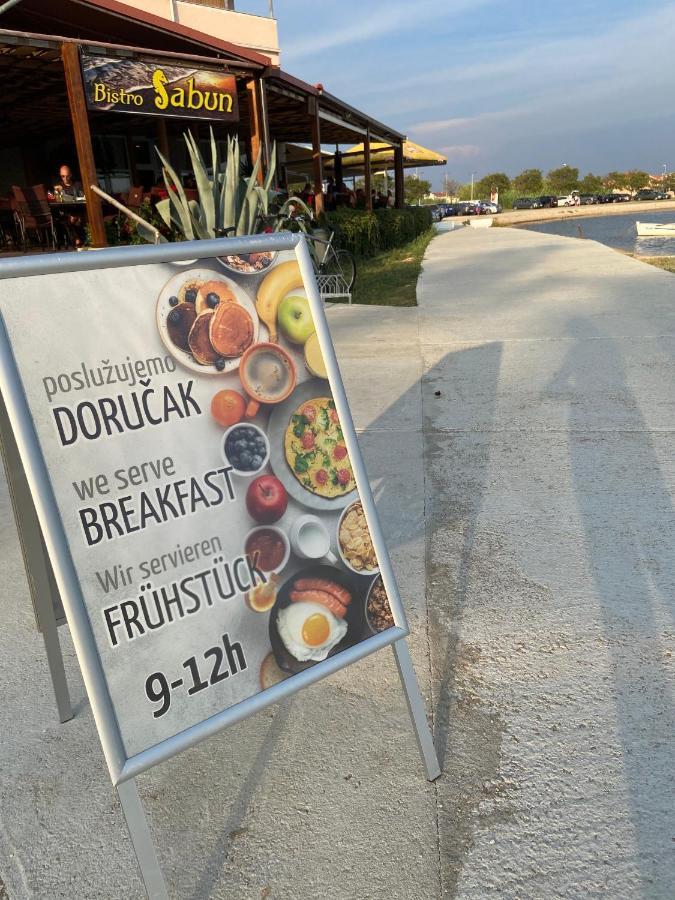 Dalmacia Mobile Homes And Caravans At The Beach Privlaka  Ngoại thất bức ảnh